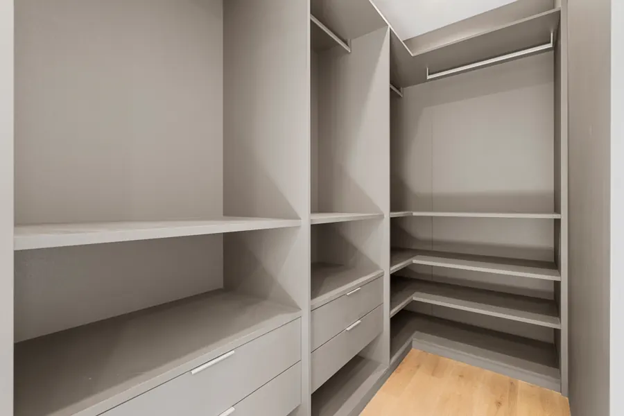 Custom closet